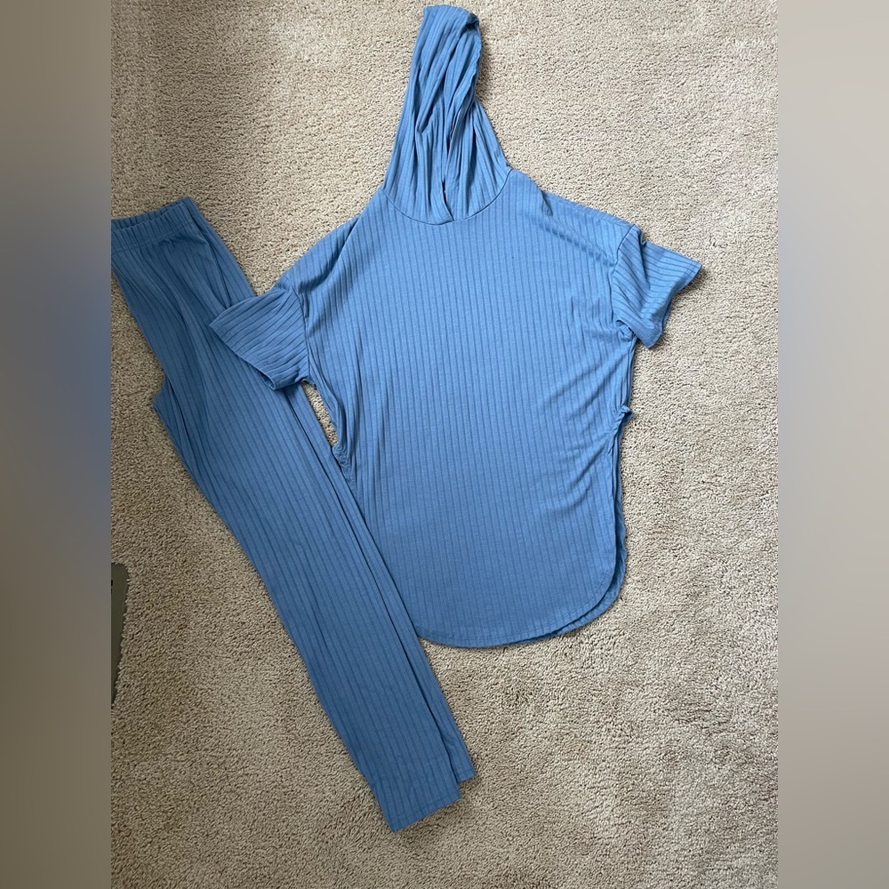 Girls Blue size 11-12y matching top with pants